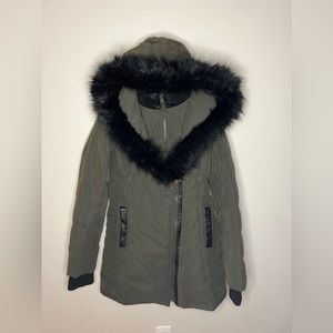 Express Woman’s Jacket Olive Green/Black Size Med